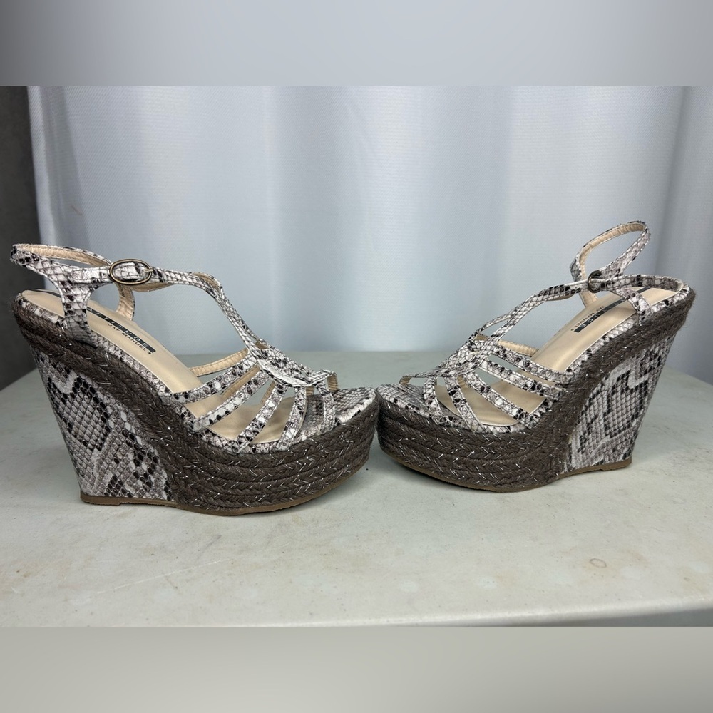 Attitude by Jay Manuel Espadrilles Sandals - Picture 8 of 9